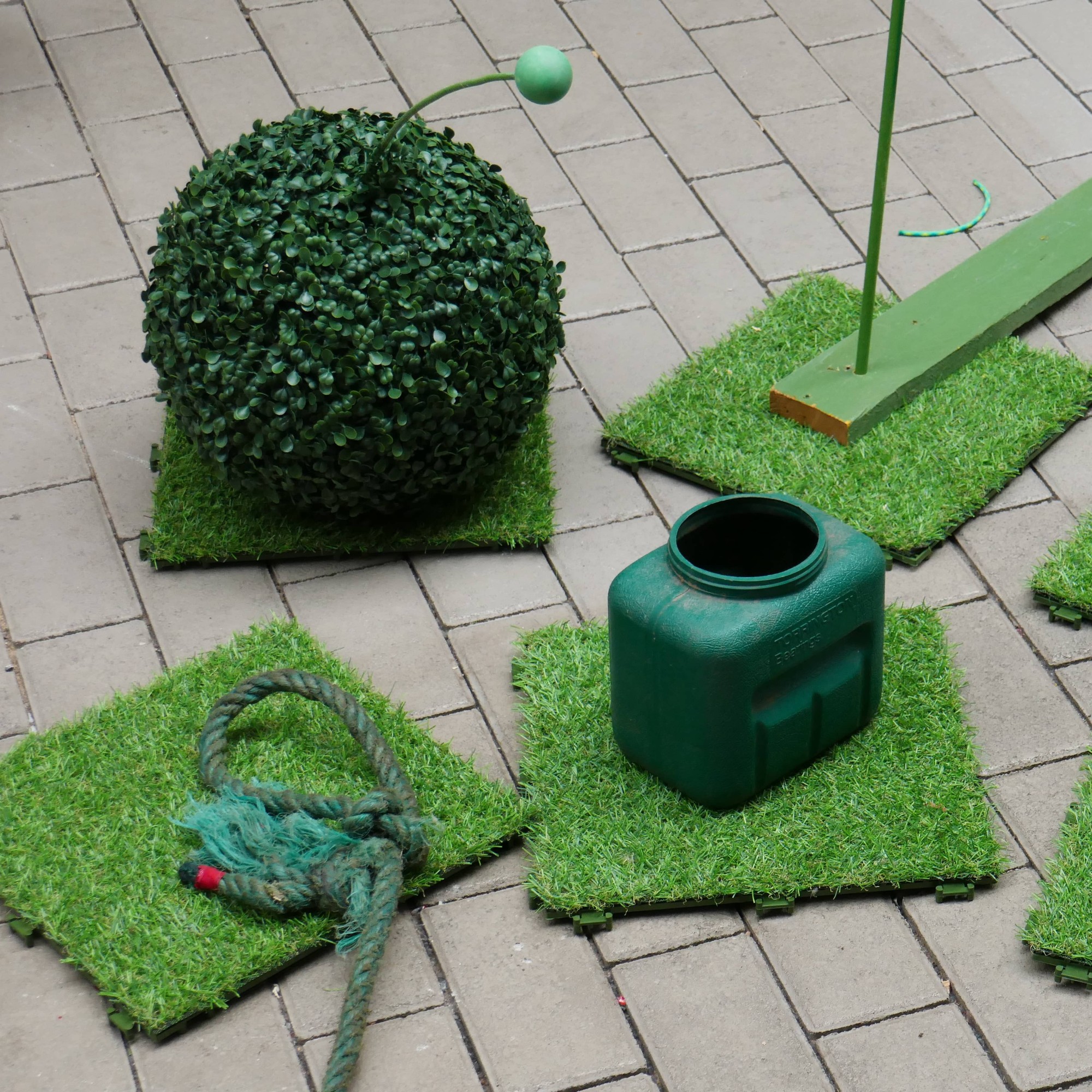 Emma Schmieding @ NO ART FASHION